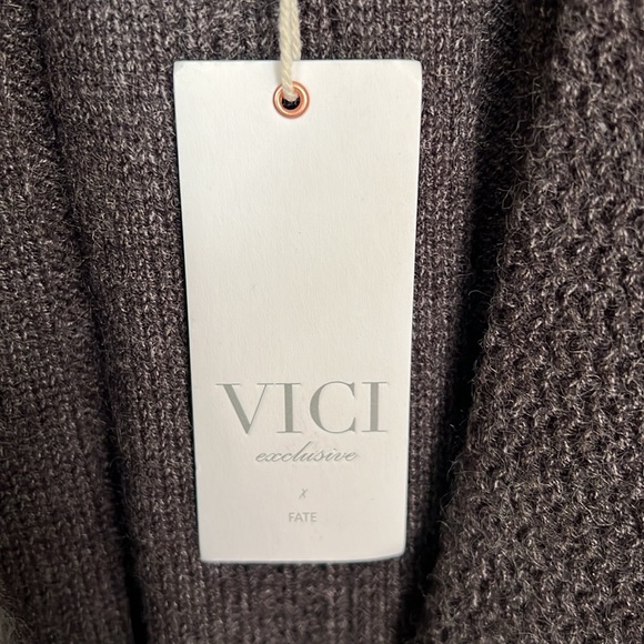 NWT Vici Exclusive x Fate Charcoal Cardigan. - Picture 12 of 16
